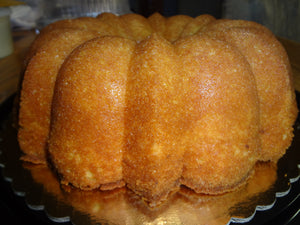 Over the Top Homemade Banana Pudding Pound Bundt Cake With Cream Cheese Glaze (10")