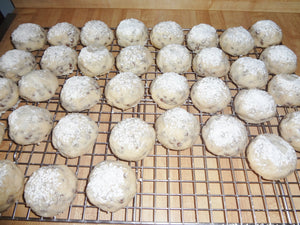 Melt in Your Mouth Homemade Chocolate Chip Snowball Cookies (30 Cookies)