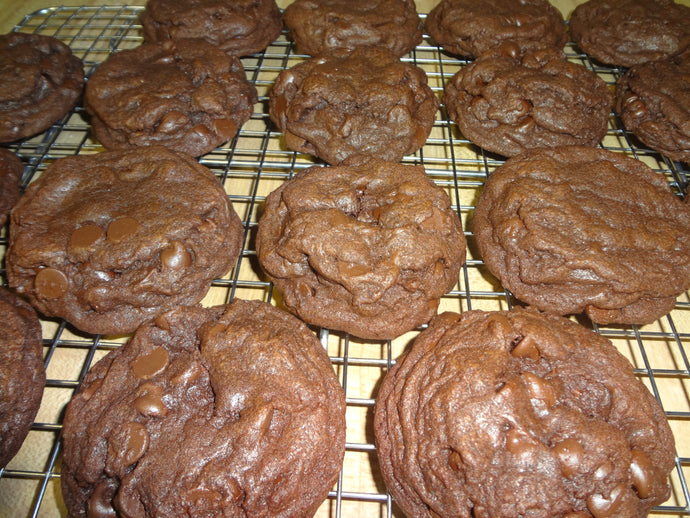 Decadent Homemade Chocolate Pudding Cookies (18 Cookies)
