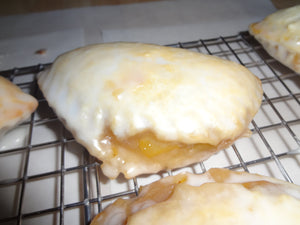 Delicious Homemade Peach Hand Pies (1 Dozen)