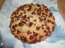 Soft and Gooey Homemade Bakery Style Chocolate Chip Cookies (8 Cookies)