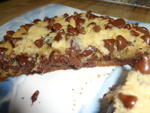 Soft and Gooey Homemade Bakery Style Chocolate Chip Cookies (8 Cookies)