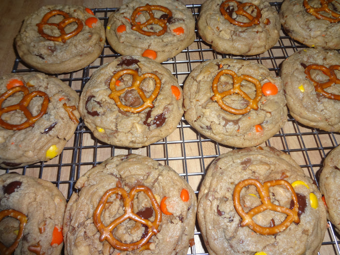 Irresistible Homemade Pretzel Peanut Butter Cookies (2 Dozen)