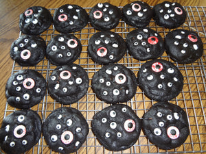 Scary Homemade Chocolate Chip Eyeball Cookies (18 Cookies)