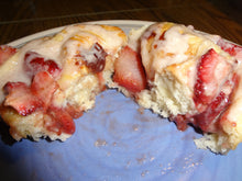 Flavorful Homemade Strawberry Cinnamon Rolls (1 Dozen)