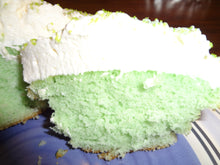 Homemade Vanilla Mint "Shamrock Shake" Cupcakes (1 Dozen)
