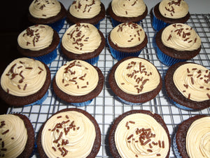 Coffee and Espresso Infused Homemade Mocha Cupcakes (16 Cupcakes)